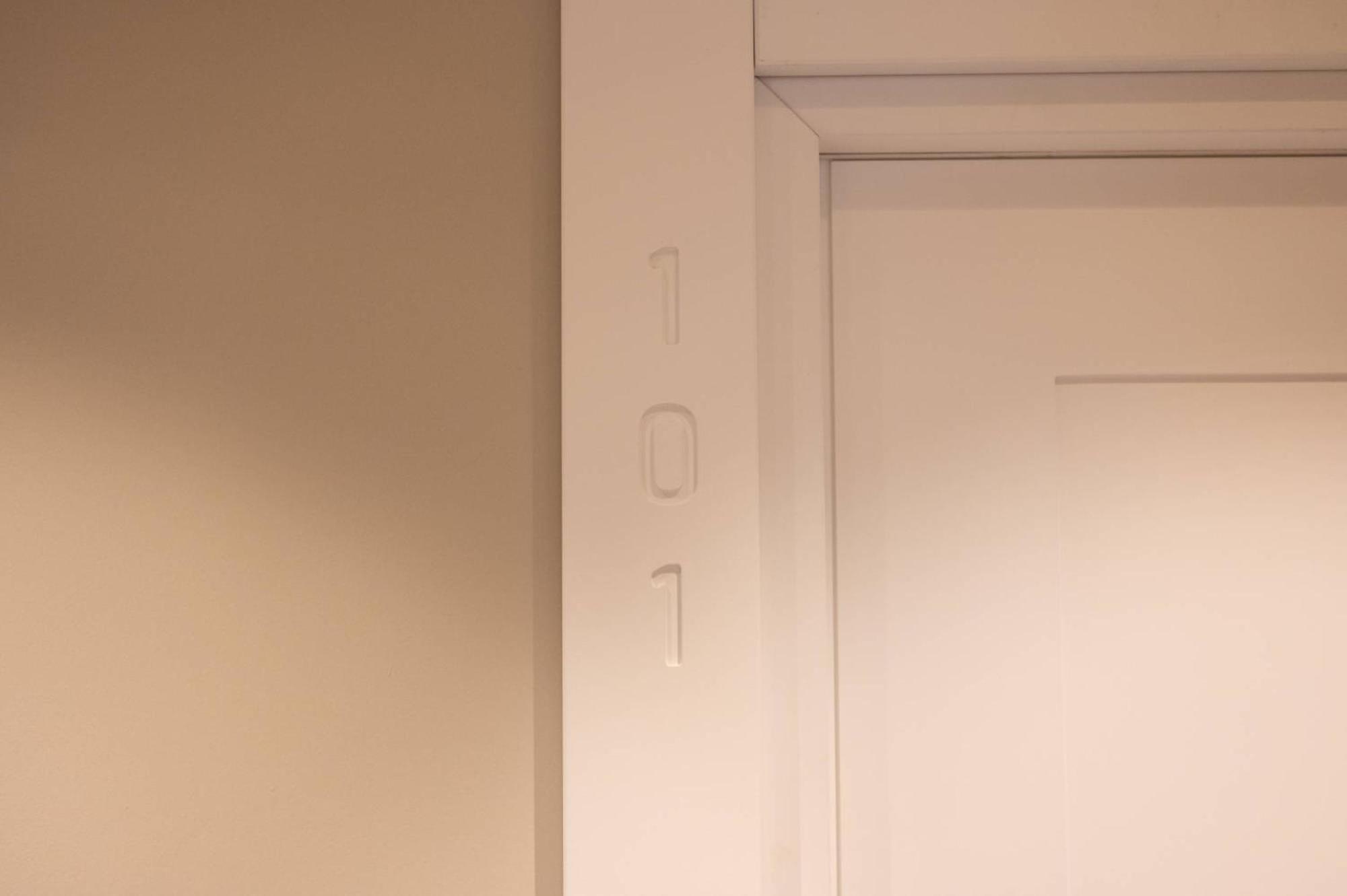 Domus 213 Guest House روما المظهر الخارجي الصورة