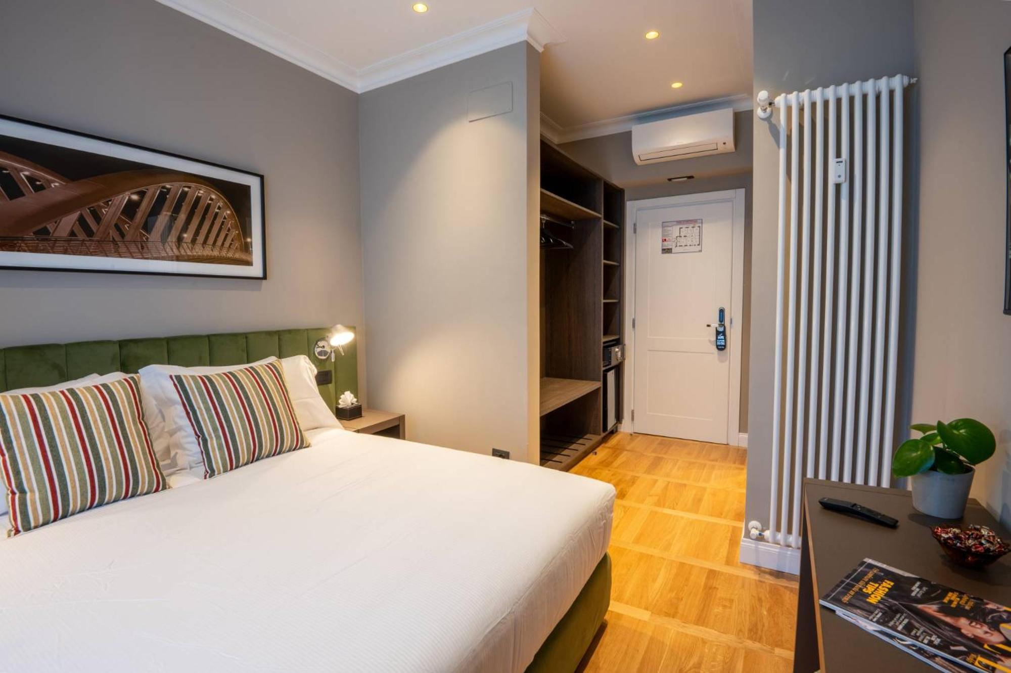 Domus 213 Guest House روما المظهر الخارجي الصورة